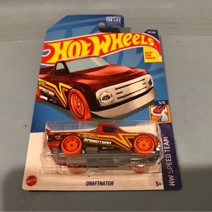 Hot Wheels Draftonator (113/250 Treasure Hunt)